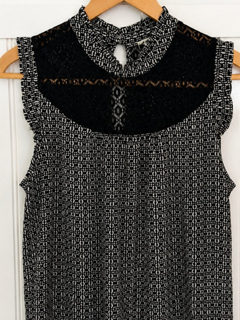 Lily White Black & White Lace Yoke Blouse Xl | Mock Neck Ruffle Sleeve Feminine